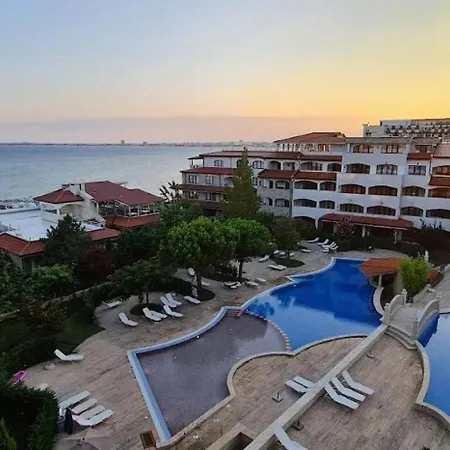 5-star Beachfront Luxury