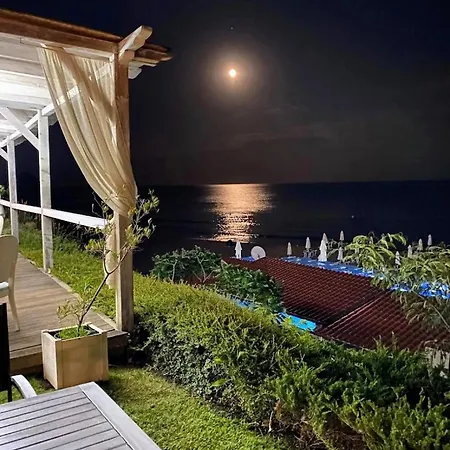 Apartmán 5-star Beachfront Luxury