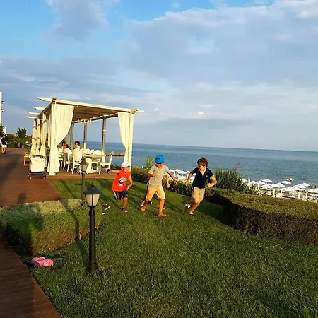 5-star Beachfront Luxury